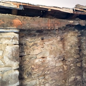 timber lintel with dry rot